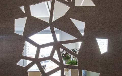 afskærmning med Fraster filt på kontor